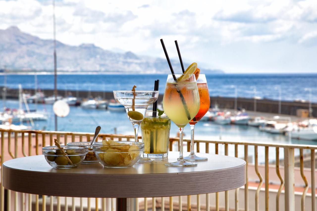 Grand Hotel Yachting Palace リポスト エクステリア 写真