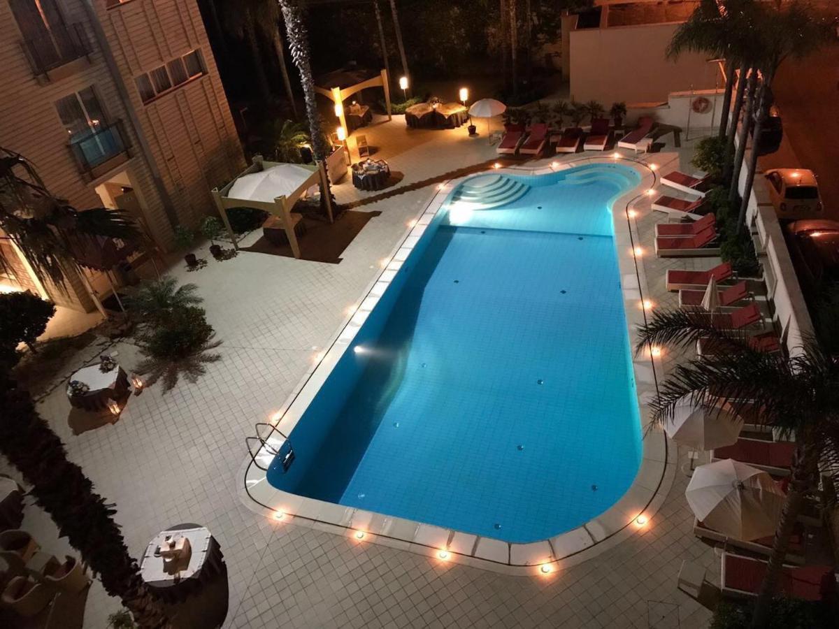 Grand Hotel Yachting Palace リポスト エクステリア 写真